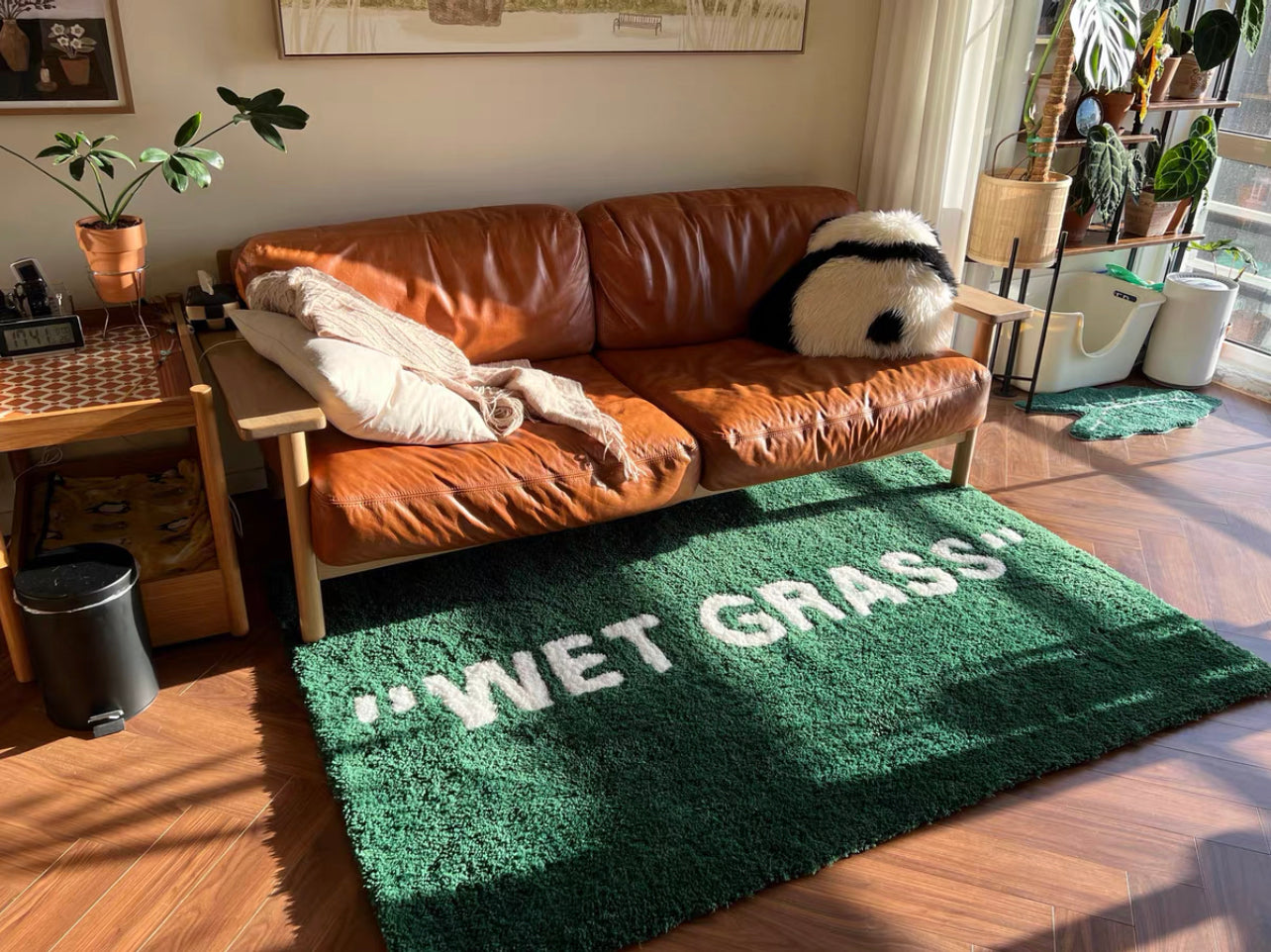 “Wet Grass” Offwhite Rug